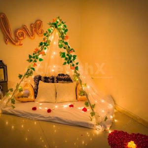 Romantic canopy decorations